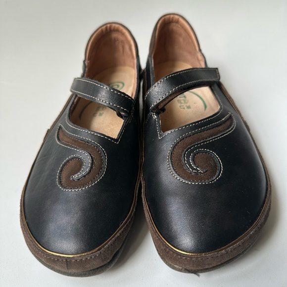 Naot Shoes - Naot Matai Brown Leather Swirl Mary Jane Shoes Flats Size 38 EU 7 US